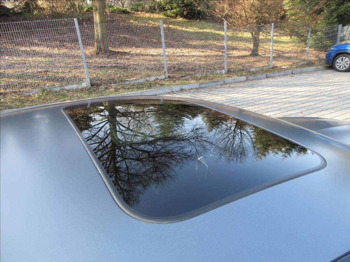 Mercedes-Benz CLS Sedan / Limuzína 3,0 l 270 kw