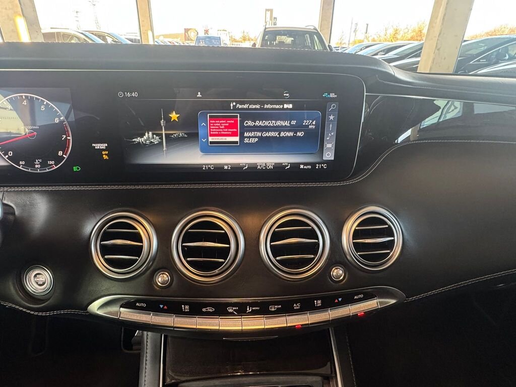 Mercedes-Benz Třídy S Kupé 4,0 l 345 kw