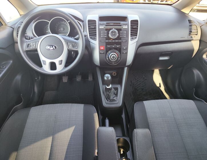 KIA Venga 12