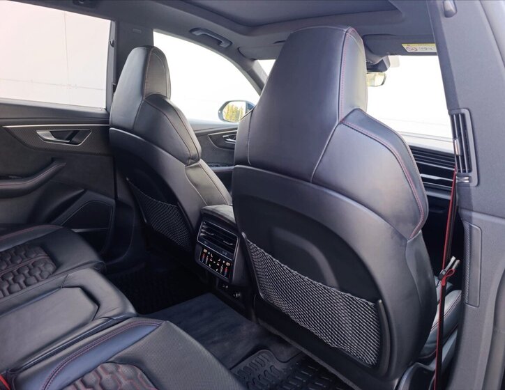 Audi RS Q8 SUV 4,0 l 441 kw