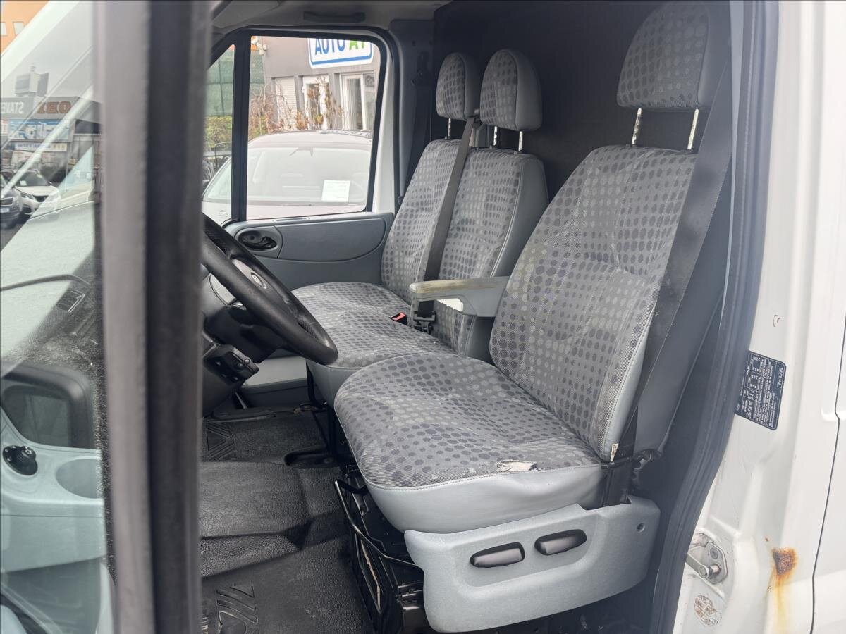 Ford Transit Skříň 2,2 l 114 kw