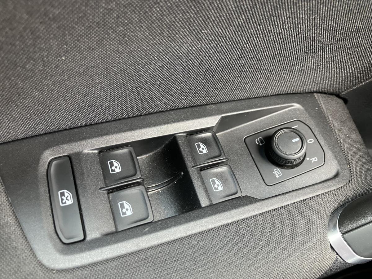 Volkswagen Touran MPV 2,0 l 90 kw