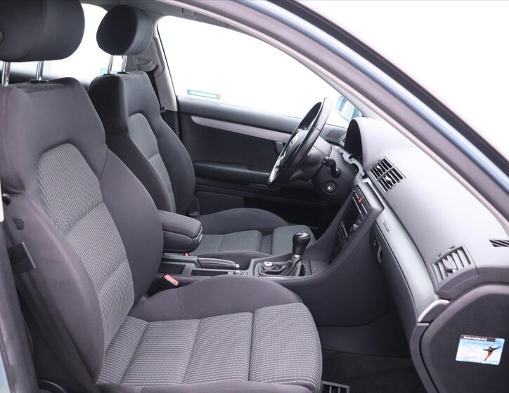 Audi A4 Sedan / Limuzína 3,0 l 171 kw