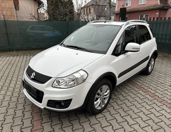 Suzuki SX4 9