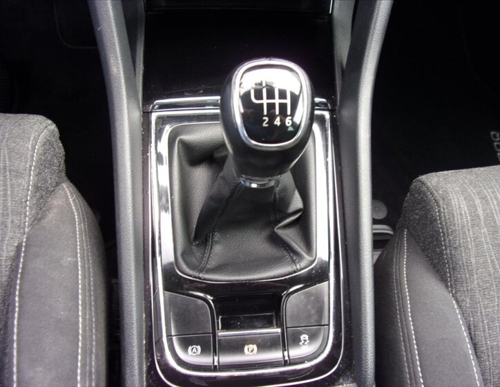 Škoda Karoq Kombi 999,0 85 kw