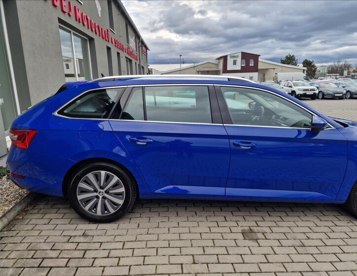 Škoda Superb Kombi 1,5 l 110 kw