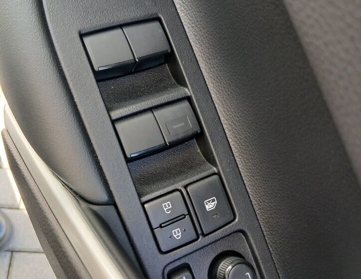 Toyota Corolla Cross SUV / Terénní 2,0 l 112 kw
