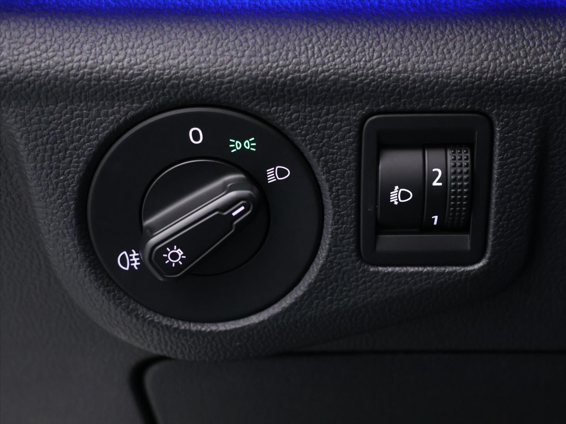 Volkswagen Bora Sedan / Limuzína 0,0 100 kw