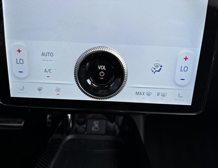 Ford Mustang Mach-E 43