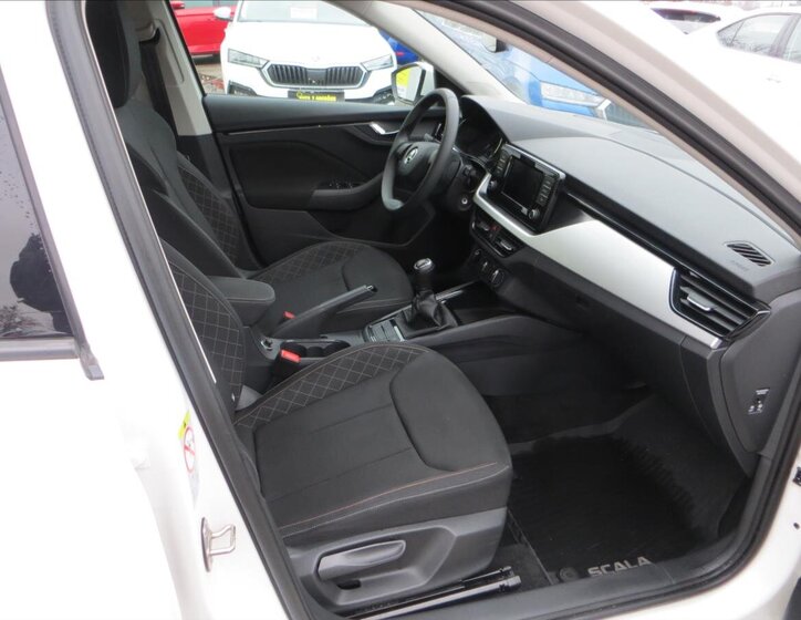 Škoda Scala Hatchback 1,5 l 110 kw