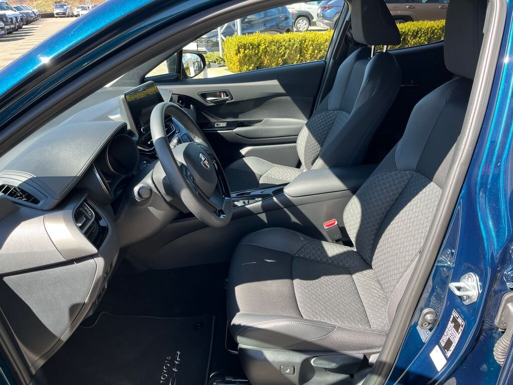 Toyota C-HR SUV / Terénní 2,0 l 112 kw