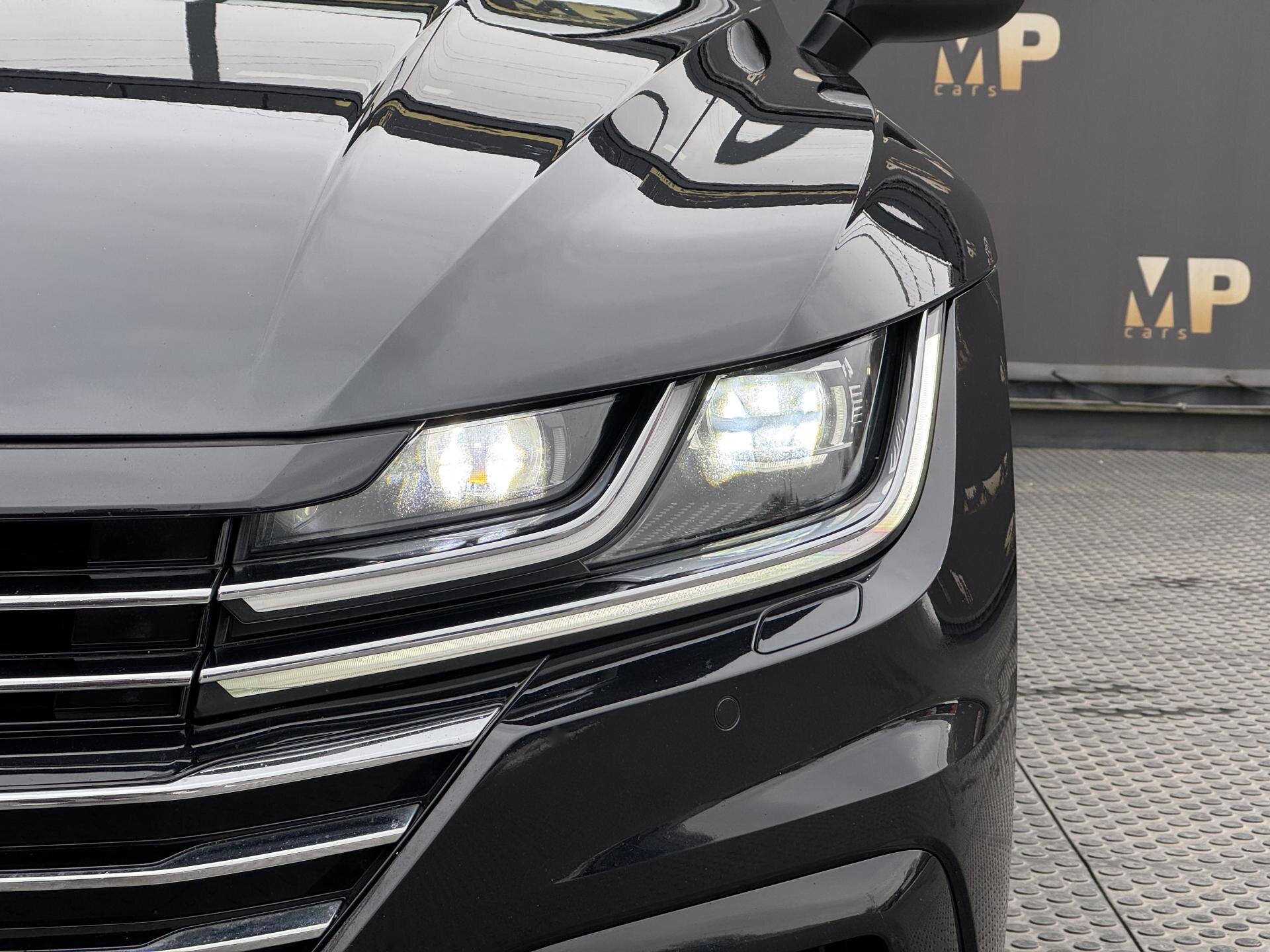 Volkswagen Arteon Liftback 2,0 l 176 kw