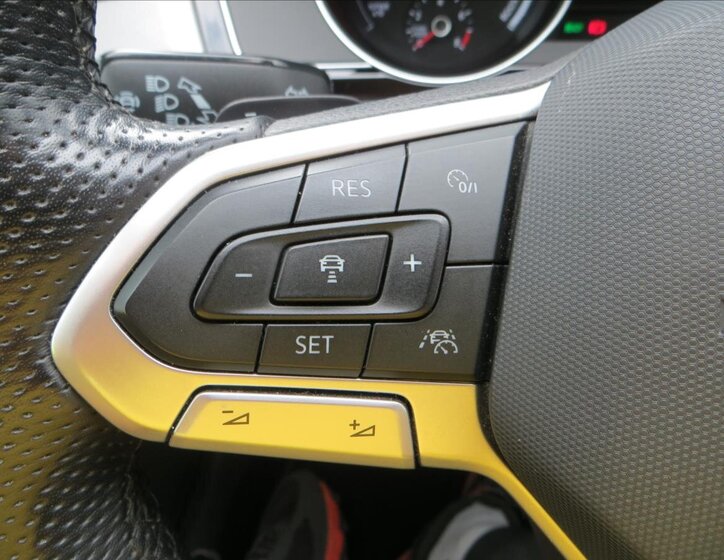 Volkswagen Passat 20