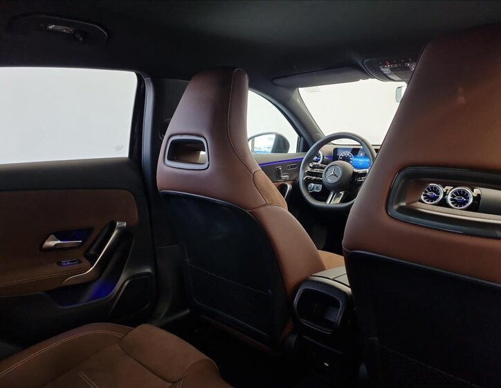 Mercedes-Benz Třídy A Hatchback 2,0 l 110 kw