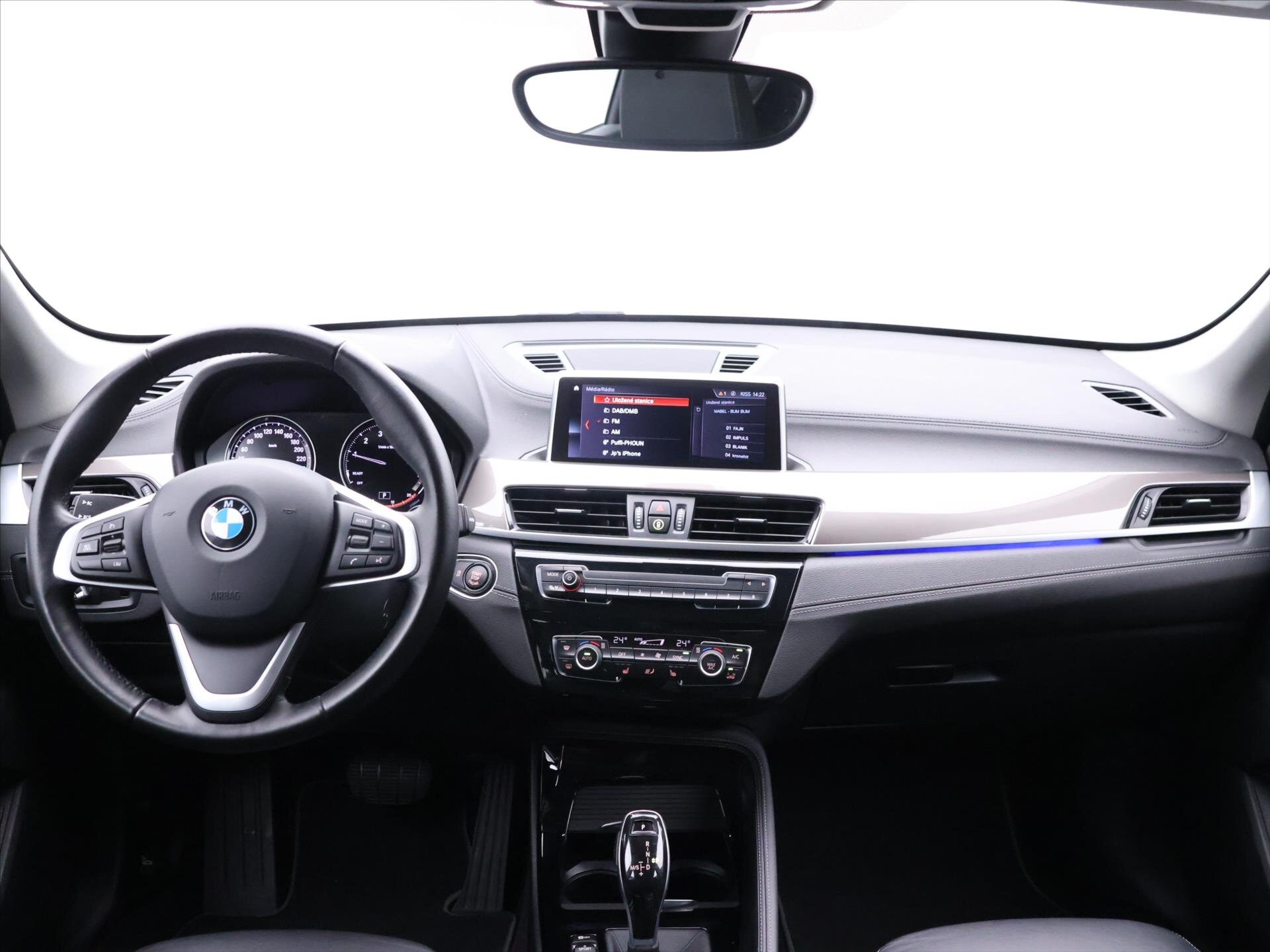 BMW X1 SUV 1,5 l 100 kw