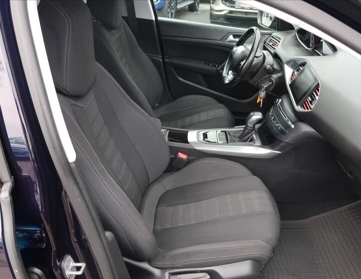 Peugeot 308 Kombi 2,0 l 110 kw