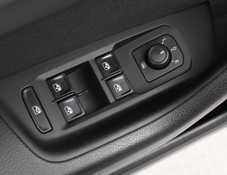 Volkswagen Passat Kombi 2,0 l 110 kw