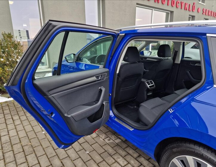 Škoda Superb Kombi 1,5 l 110 kw