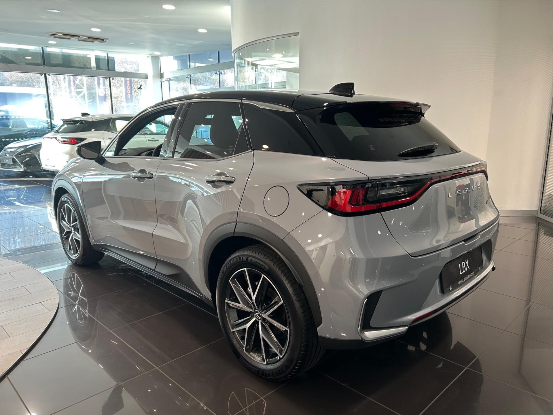 Lexus LBX SUV 1,5 l 100 kw