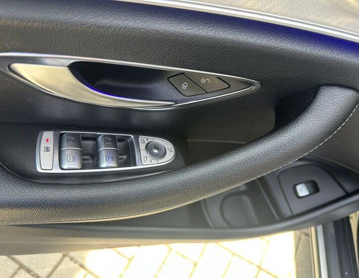 Mercedes-Benz Třídy E 14