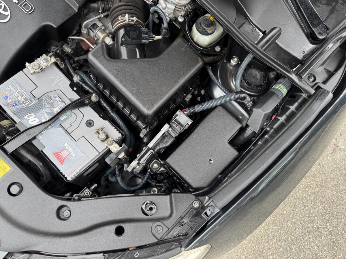 Toyota RAV4 SUV / Terénní 2,2 l 100 kw