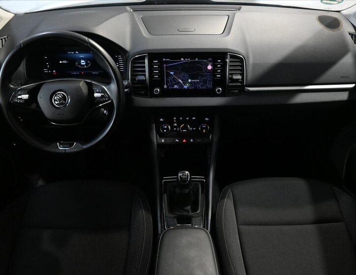 Škoda Karoq SUV 999,0 81 kw