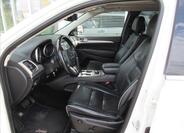 Jeep Grand Cherokee 19