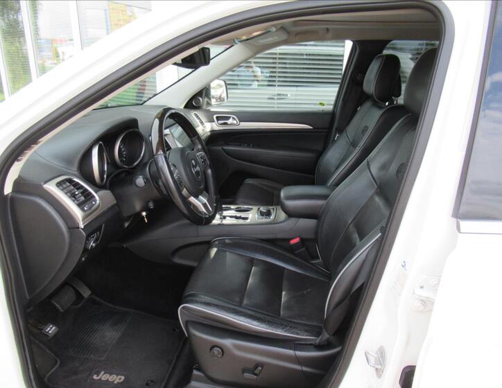 Jeep Grand Cherokee 19