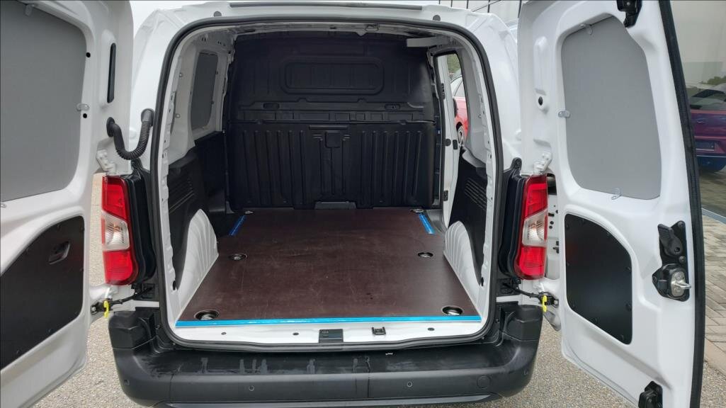 Opel Combo Skříň 1,5 l 75 kw