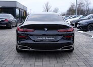BMW Řada 8 5