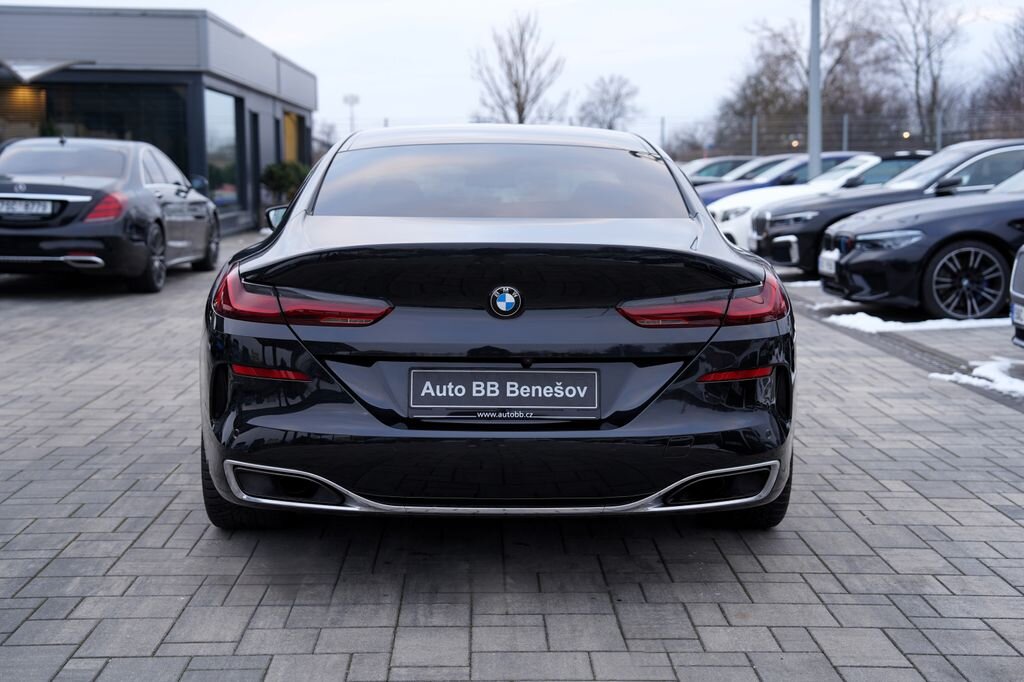 BMW Řada 8