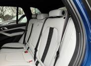BMW X5 SUV 4,4 l 460 kw