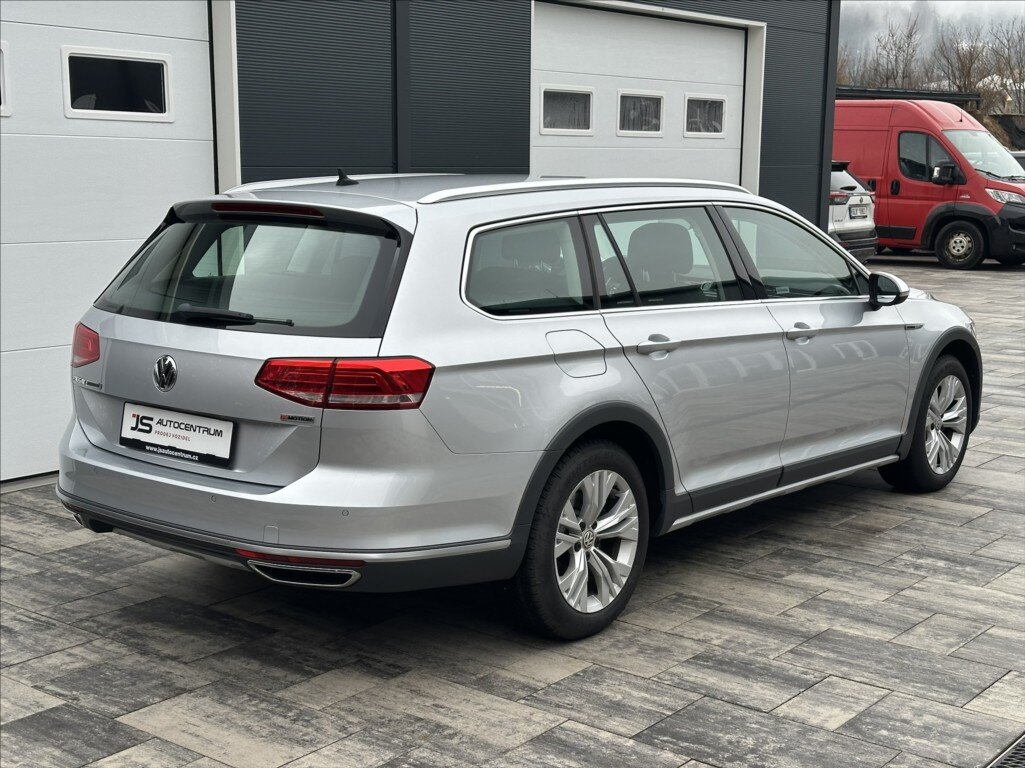 Volkswagen Passat Kombi 2,0 l 140 kw