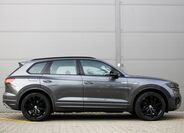 Volkswagen Touareg 4