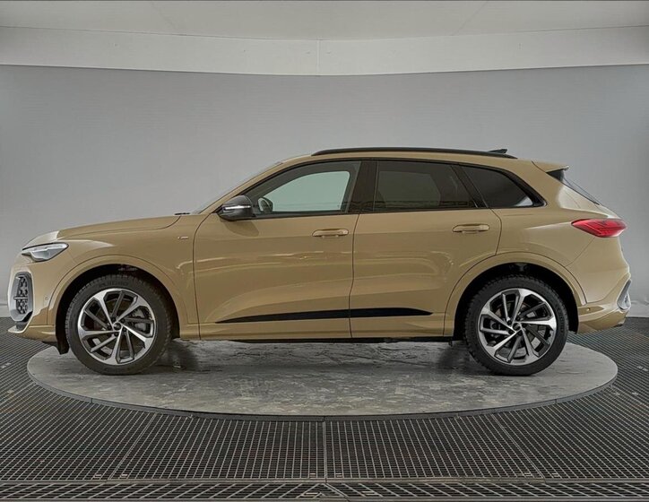 Audi Q5 SUV / Terénní 2,0 l 150 kw