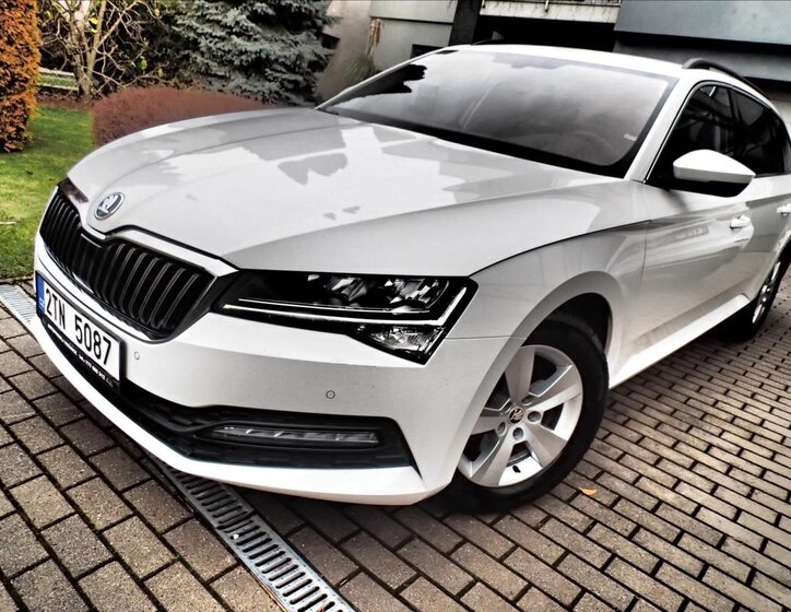 Škoda Superb 1