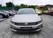 Volkswagen Passat 1