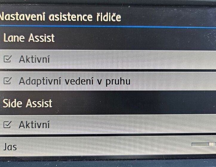 Volkswagen Passat Kombi 1,6 l 88 kw