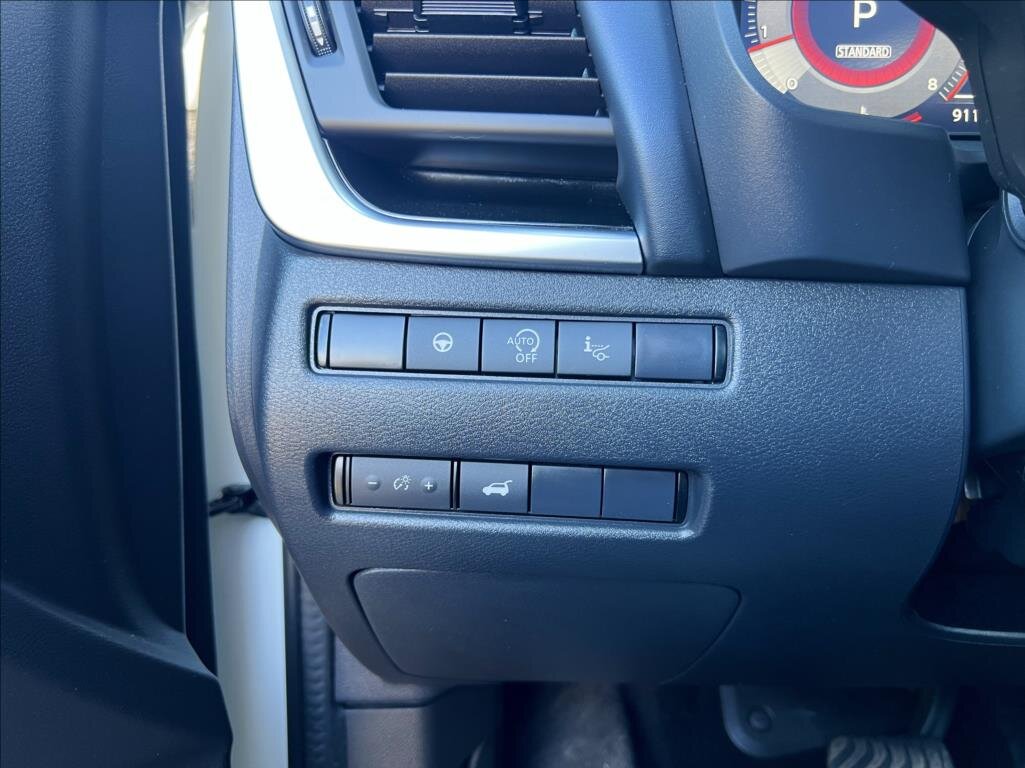 Nissan Qashqai SUV / Terénní 1,3 l 116 kw