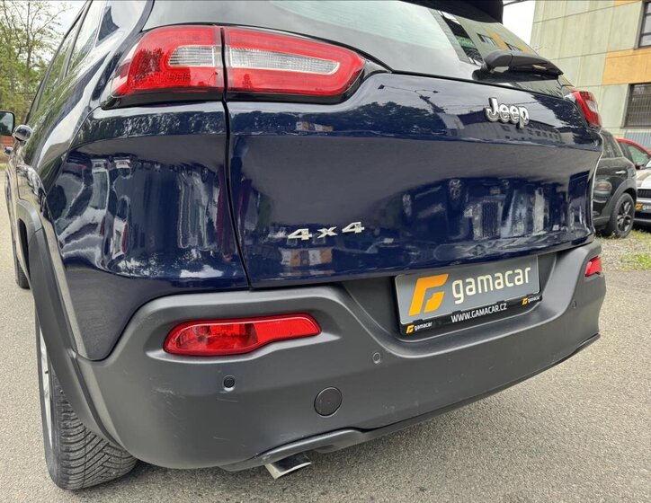 Jeep Cherokee Ostatní 2,0 l 103 kw