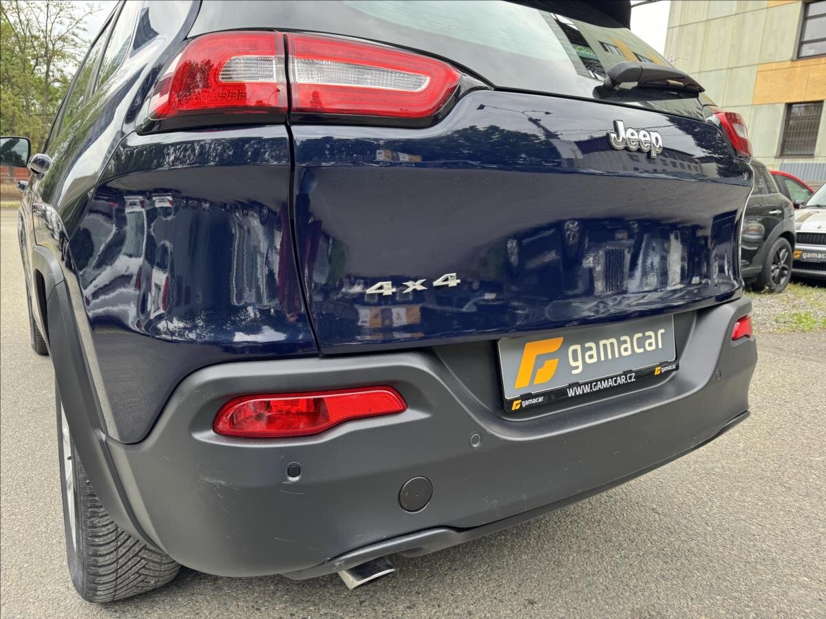 Jeep Cherokee Ostatní 2,0 l 103 kw