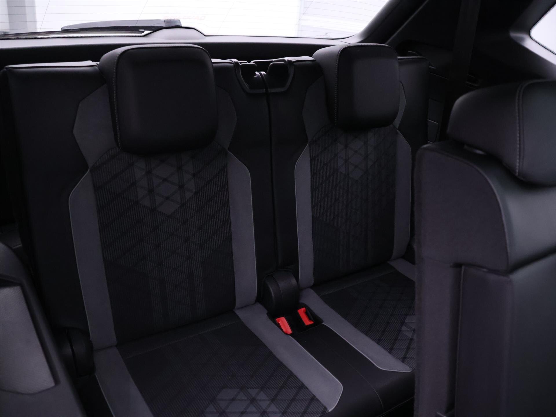 Volkswagen Tiguan Allspace SUV / Terénní 2,0 l 140 kw