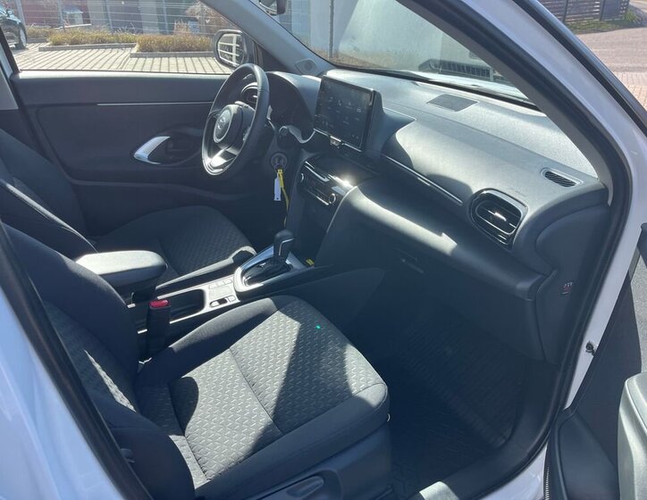 Toyota Yaris Cross SUV / Terénní 1,5 l 68 kw