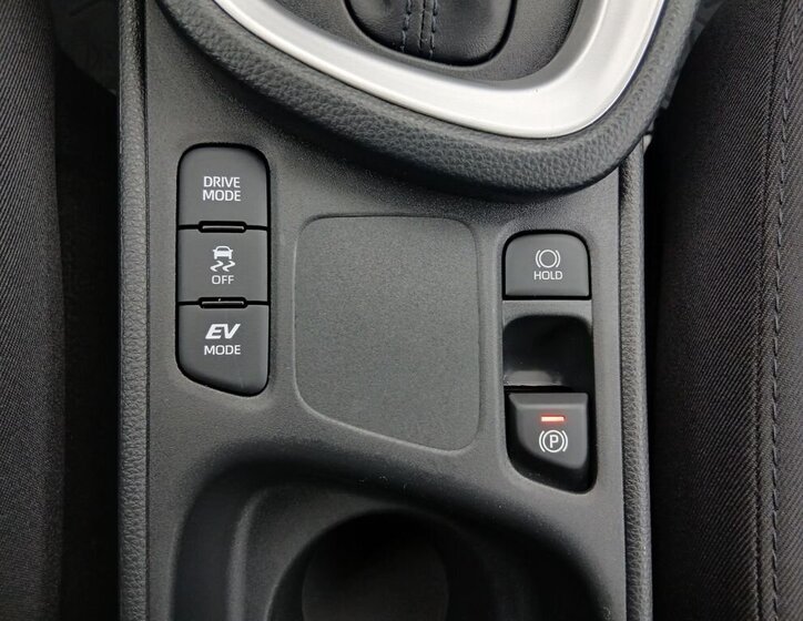 Toyota Yaris Cross SUV 1,5 l 68 kw