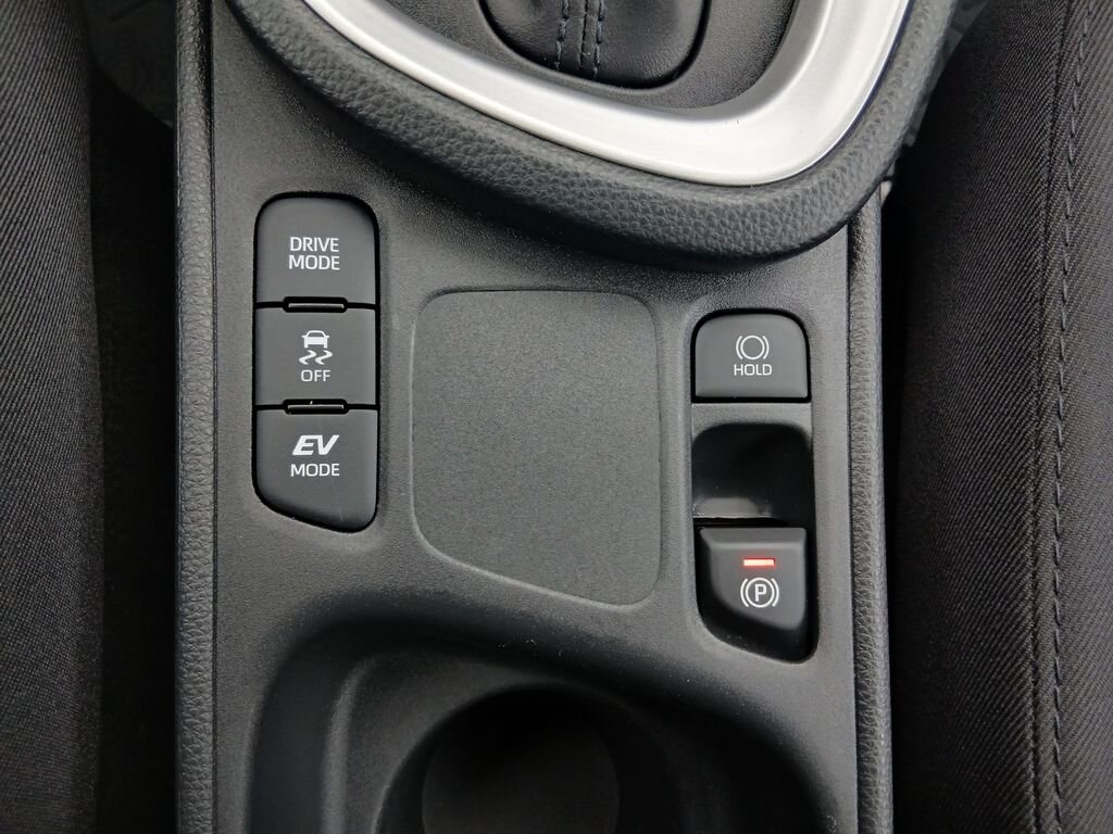 Toyota Yaris Cross SUV 1,5 l 68 kw