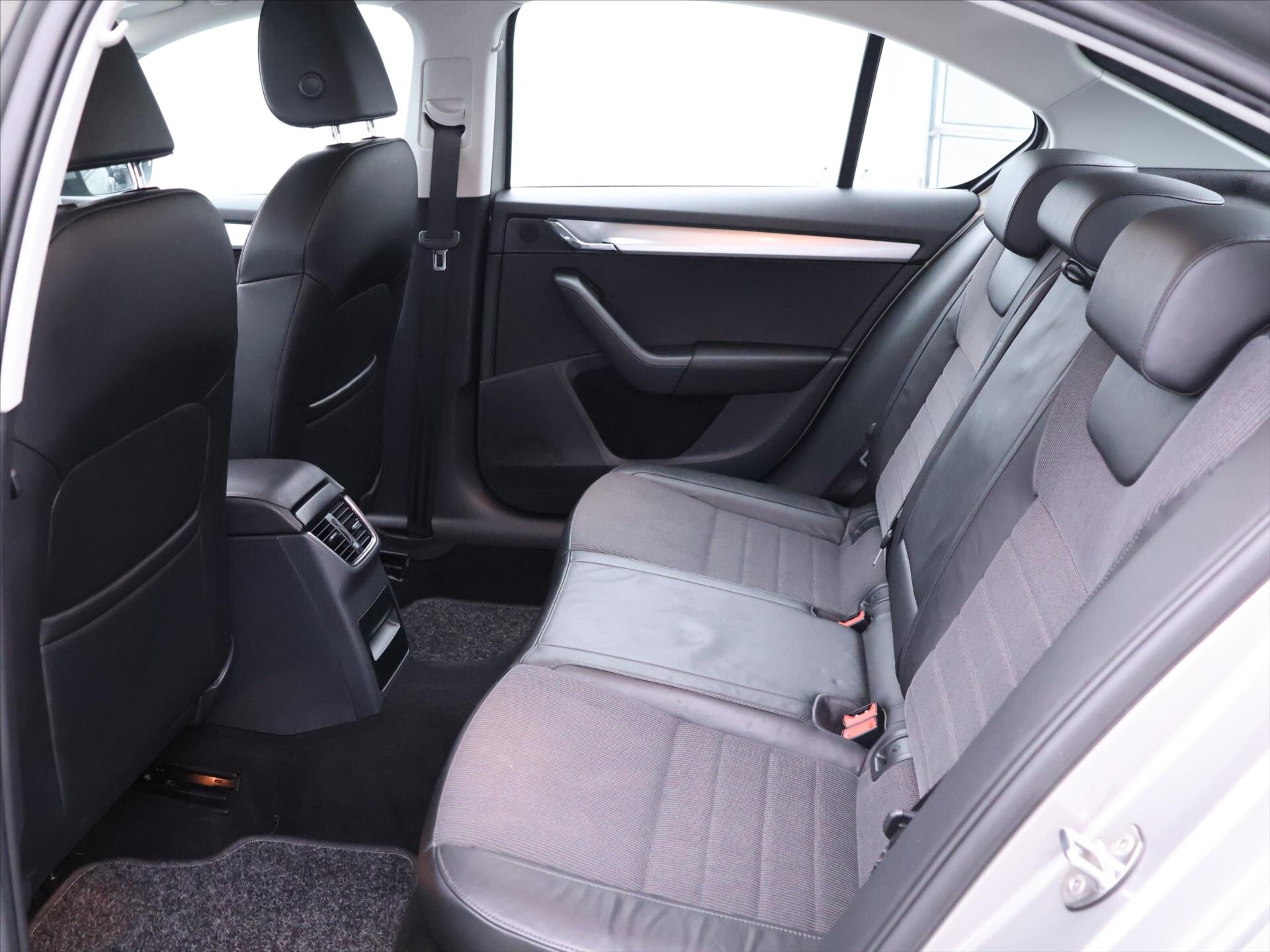 Škoda Octavia Liftback 1,4 l 103 kw