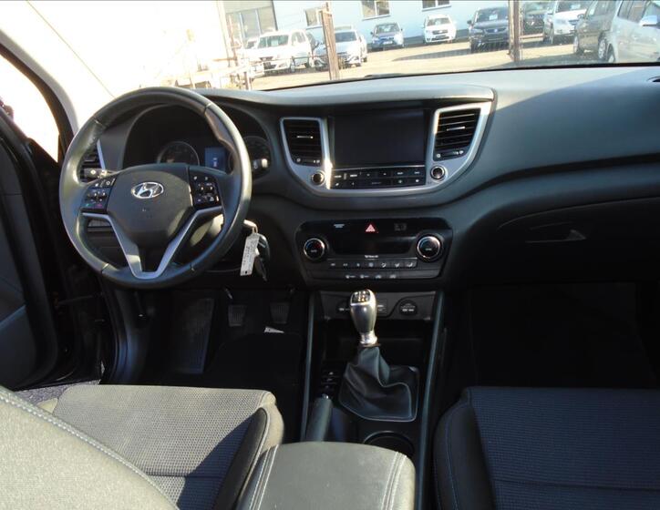 Hyundai Tucson 16