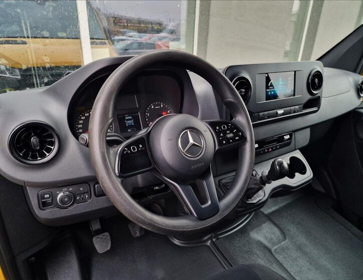 Mercedes-Benz Sprinter Skříň 2,1 l 105 kw