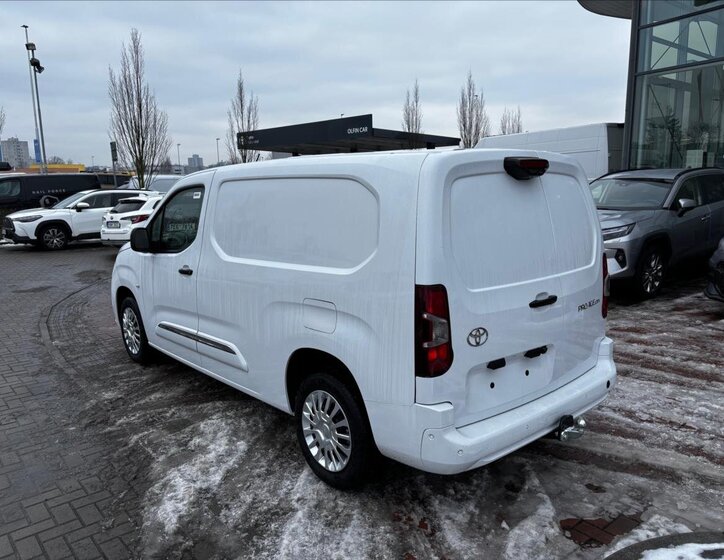 Toyota ProAce Skříň 1,5 l 96 kw