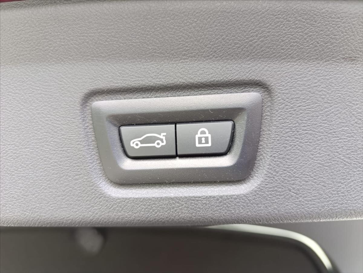 BMW i4 Sedan / Limuzína 0,0 400 kw